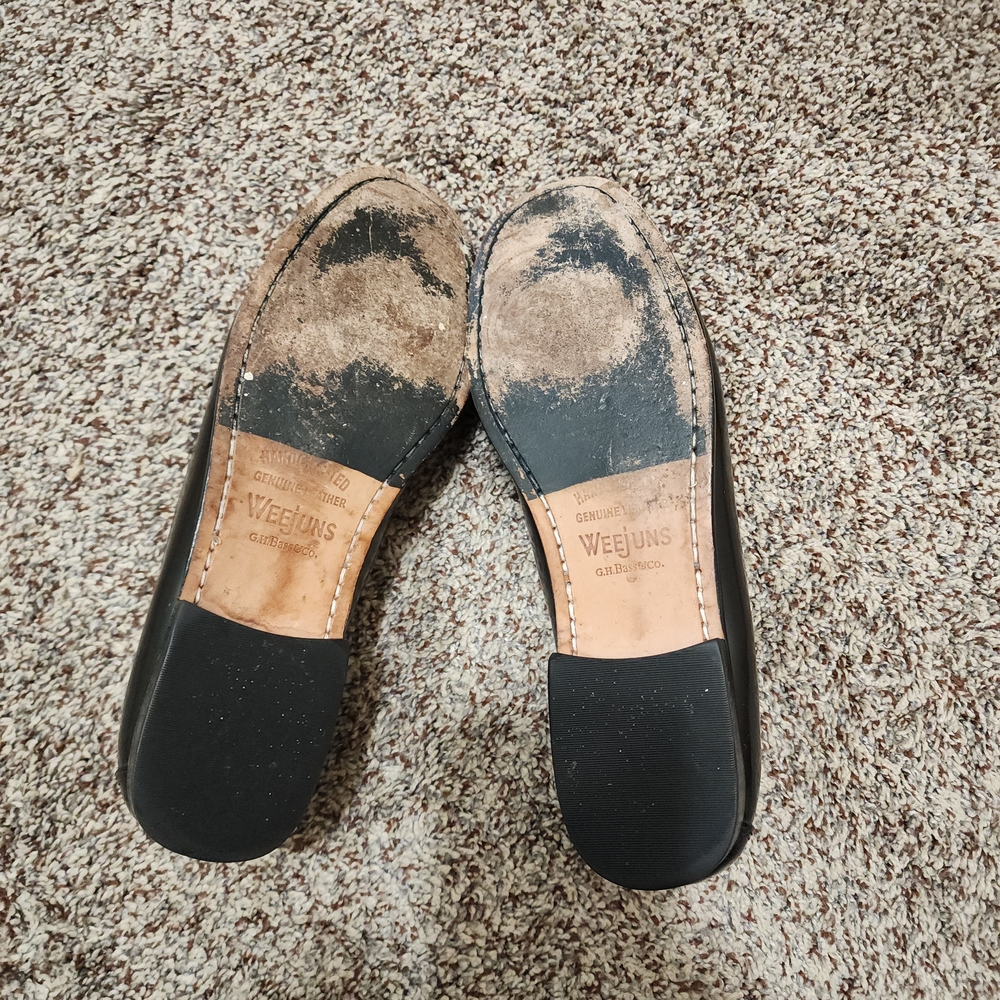 G.H. Bass & Co. Black and White Loafers - Picture 5 of 9